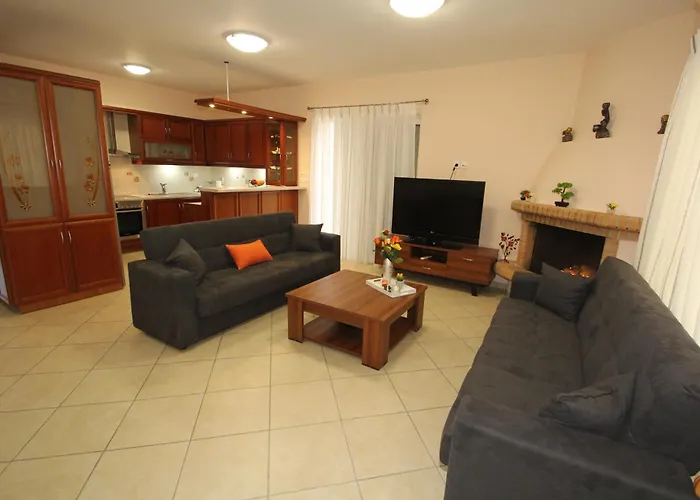 Spacious Country Apartment