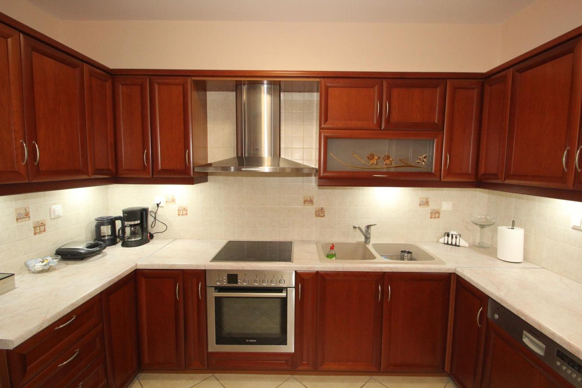 Spacious Country Apartment *